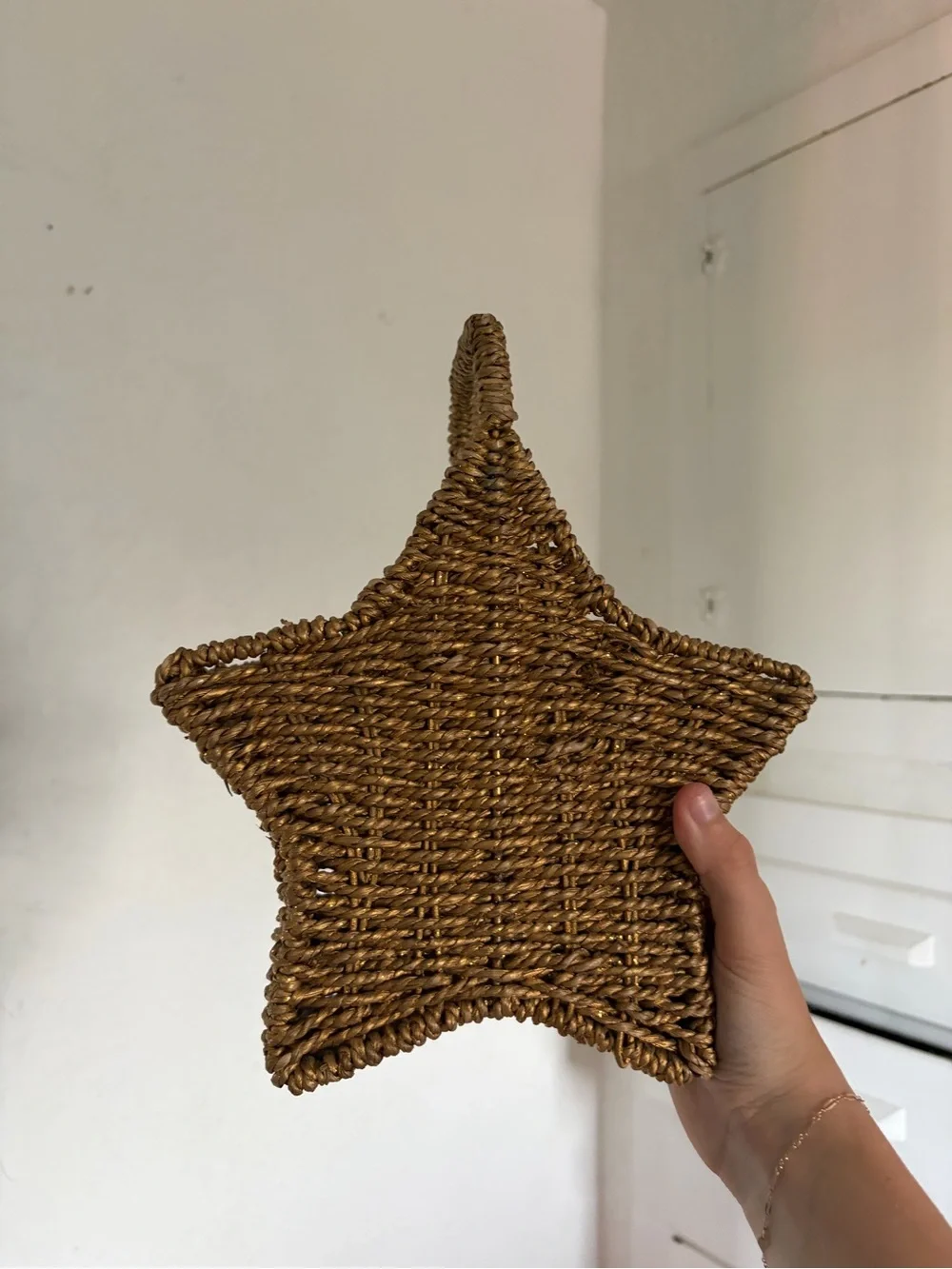 Woven Star-Shaped Straw Bag - Natural Brown